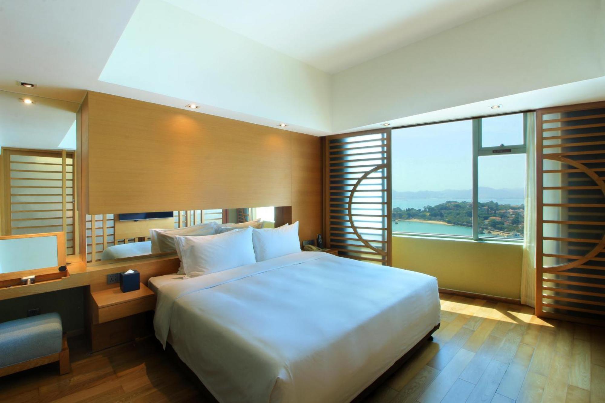 Swiss Grand Xiamen-Harbour View Hotel Exterior photo